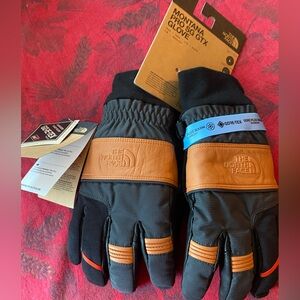 The North Face Men's Black and Tan Gloves